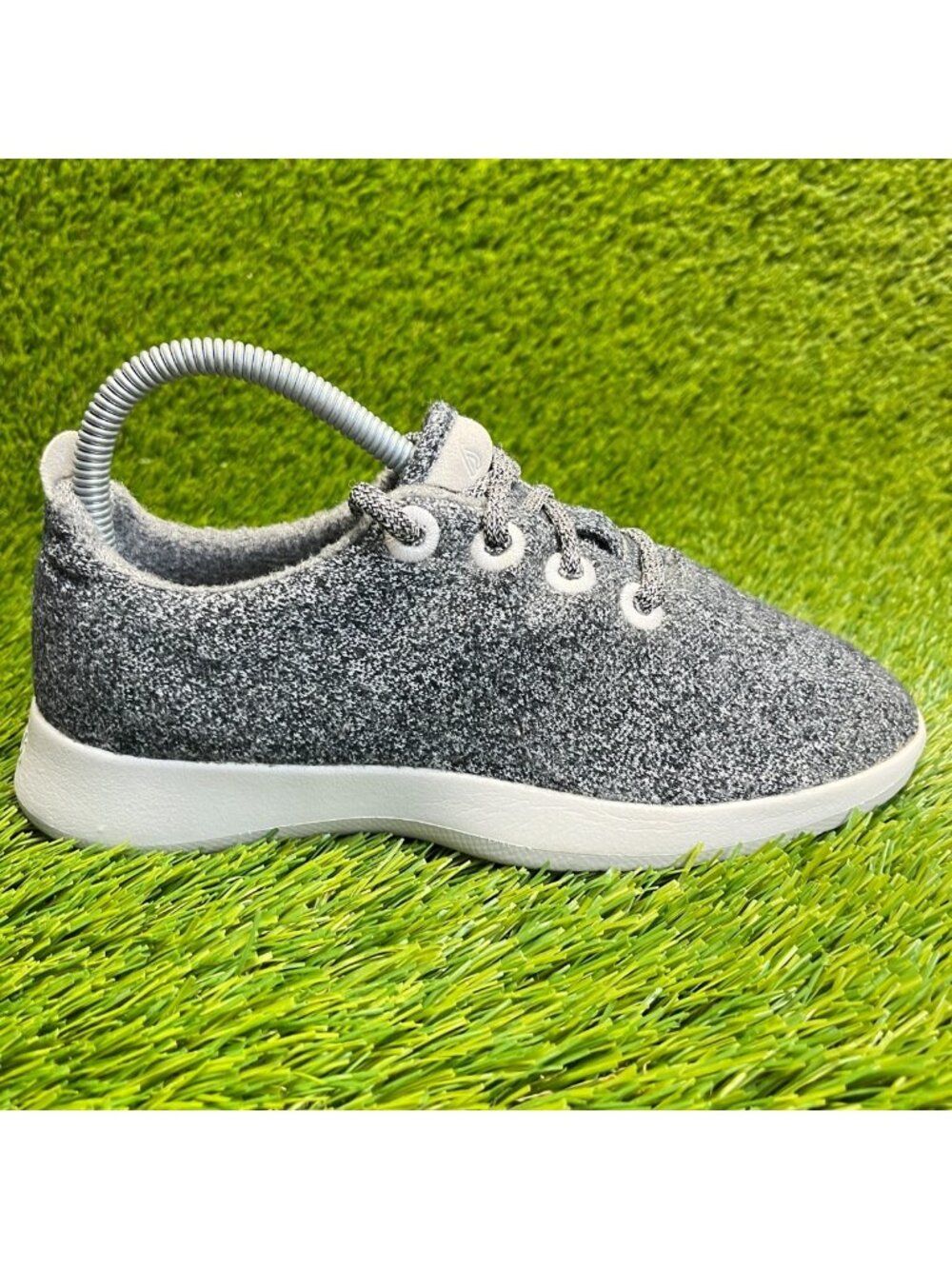 Allbirds Wool Runners Womens Size 7 Gray White Casual Walking Shoes Sneakers